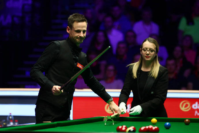 队在国际舞 队在国际舞